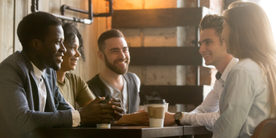 10 consigli per fare nuovi amici all'estero