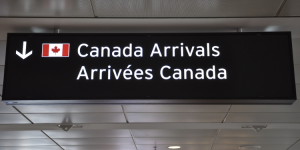 Réouverture des frontières canadiennes : Quel impact pour les expatriés ?