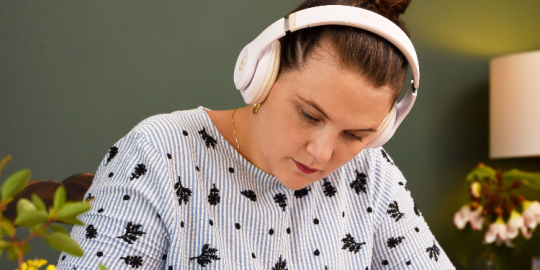 Interview: Athina, host of a podcast on all things pregnancy and motherhood