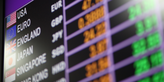 How exchange rates can affect expat plans