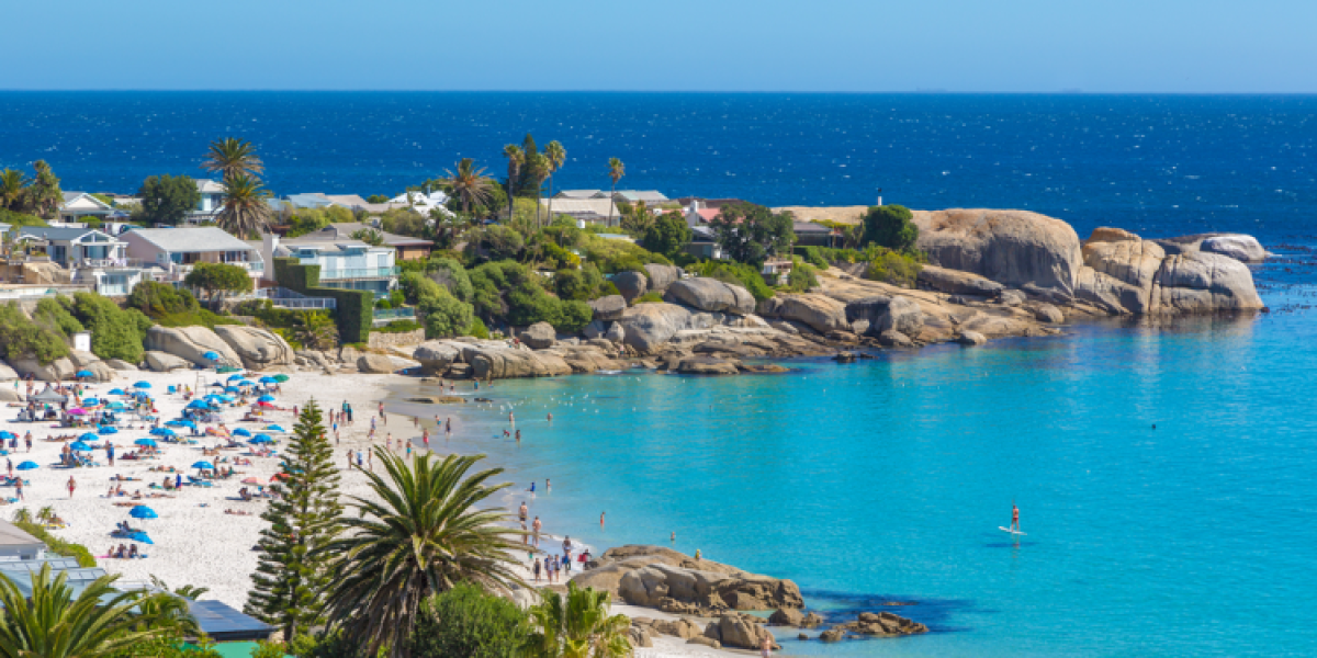 Camps Bay in Cape Town