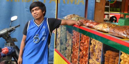 Ken in Indonesia: 