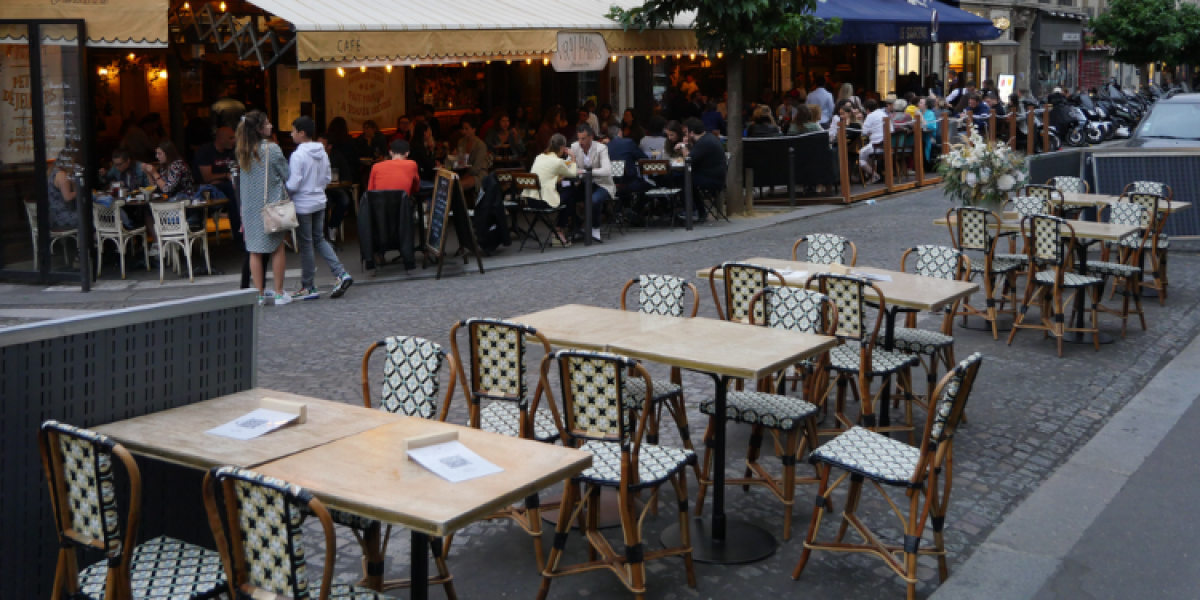 vie sociale limitee avec la nouvelle vague