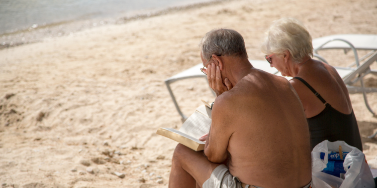 Brit senior couple in Spain