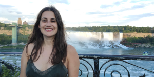 Iris, presidenta del Consejo de Residentes Españoles en Toronto: "Nuestro primer objetivo es la derogación del voto rogado"