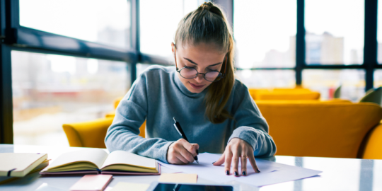 Jeunes expats : comment budg&eacute;tiser et pr&eacute;parer son d&eacute;part &agrave; l'&eacute;tranger ?