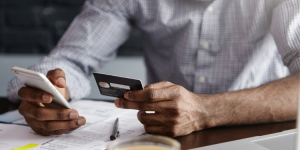 Britons in the EU in dilemma with bank account closures and driving licences banned