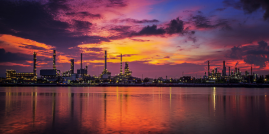 L'aumento del costo della vita e la nazionalizzazione del lavoro fanno scappare gli espatriati dai Paesi del Golfo