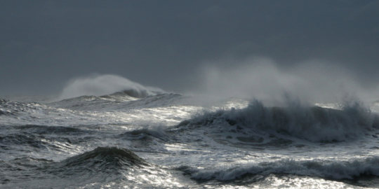 Actu en un coup d'&oelig;il : Fortes houles et mauvais temps ce weekend