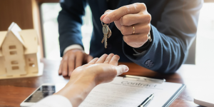 Que faire de son bien immobilier quand on s'expatrie ?