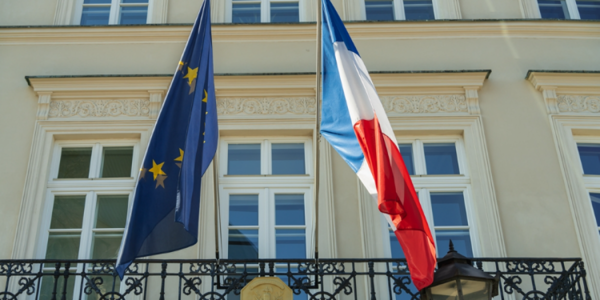 drapeau francais et de l'UE