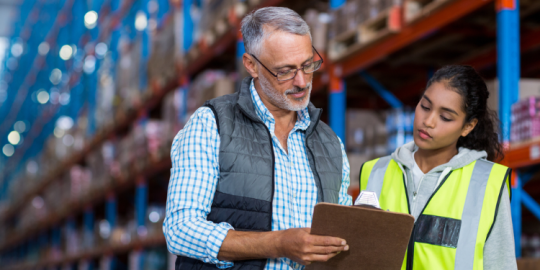 Gli espatriati minacciano il mercato del lavoro giovanile?