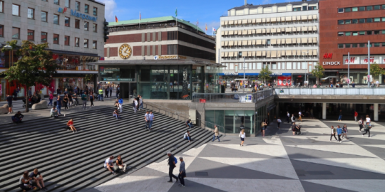 Expats in Sweden in limbo due to work permit delays