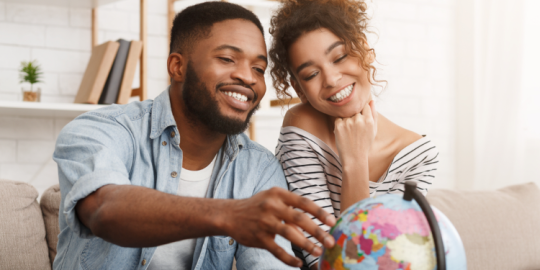 Lavoro, studio, pensione: perch&eacute; trasferirsi all'estero nel 2023?