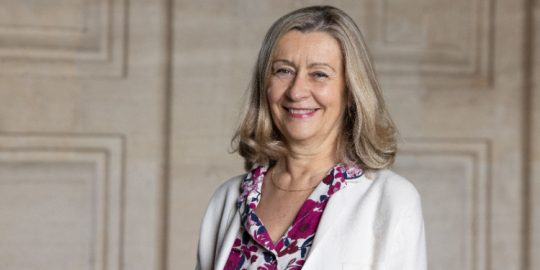 H&eacute;l&egrave;ne Conway-Mouret, S&eacute;natrice des Fran&ccedil;ais de l'&eacute;tranger : &laquo;&nbsp;C'est l'&eacute;migration qui casse l'ethnocentrisme&nbsp;&raquo;