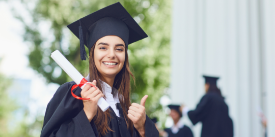 Studiare all'estero ti garantisce uno stipendio pi&ugrave; elevato?