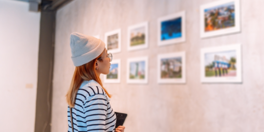 Gestual Mark, the enigmatic universe of Maryann Maingard