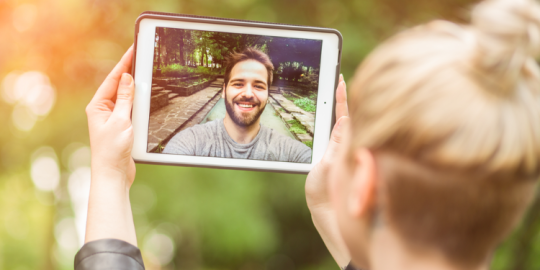 Comment entretenir sa vie amoureuse malgr&eacute; la distance lors d'une expatriation