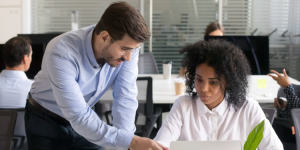 Stage à l'étranger : comment choisir son entreprise ?