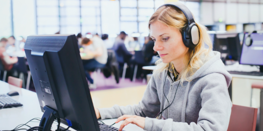 Espatrio: come superare lo scoglio del test linguistico quando ci si trasferisce all'estero