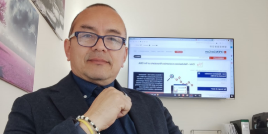 Jaime, periodista y refugiado pol&iacute;tico colombiano en Italia 