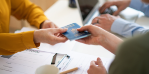 Réformes et tendances de l'immigration : nouvelles règles pour les professionnels, étudiants