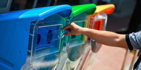 Le leggi pi&ugrave; strane sullo smaltimento dei rifiuti nel mondo 