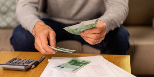 Quelles sont les allocations et indemnisations accessibles aux expatri&eacute;s