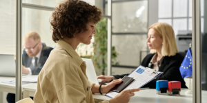 Tour d'horizon de l'immigration mondiale : Nouvelles règles, exemptions et perspectives