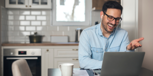 How important is flexibility at work for expatriates?