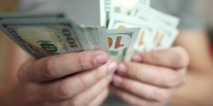 Perspectives salariales pour les expatriés : où toucher les salaires les plus élevés en 2024 ?