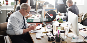 Peut-on trouver un emploi à l'étranger après 50 ans ?