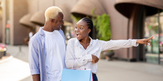 Fare spese all'estero: queste abitudini ti sorprenderanno!