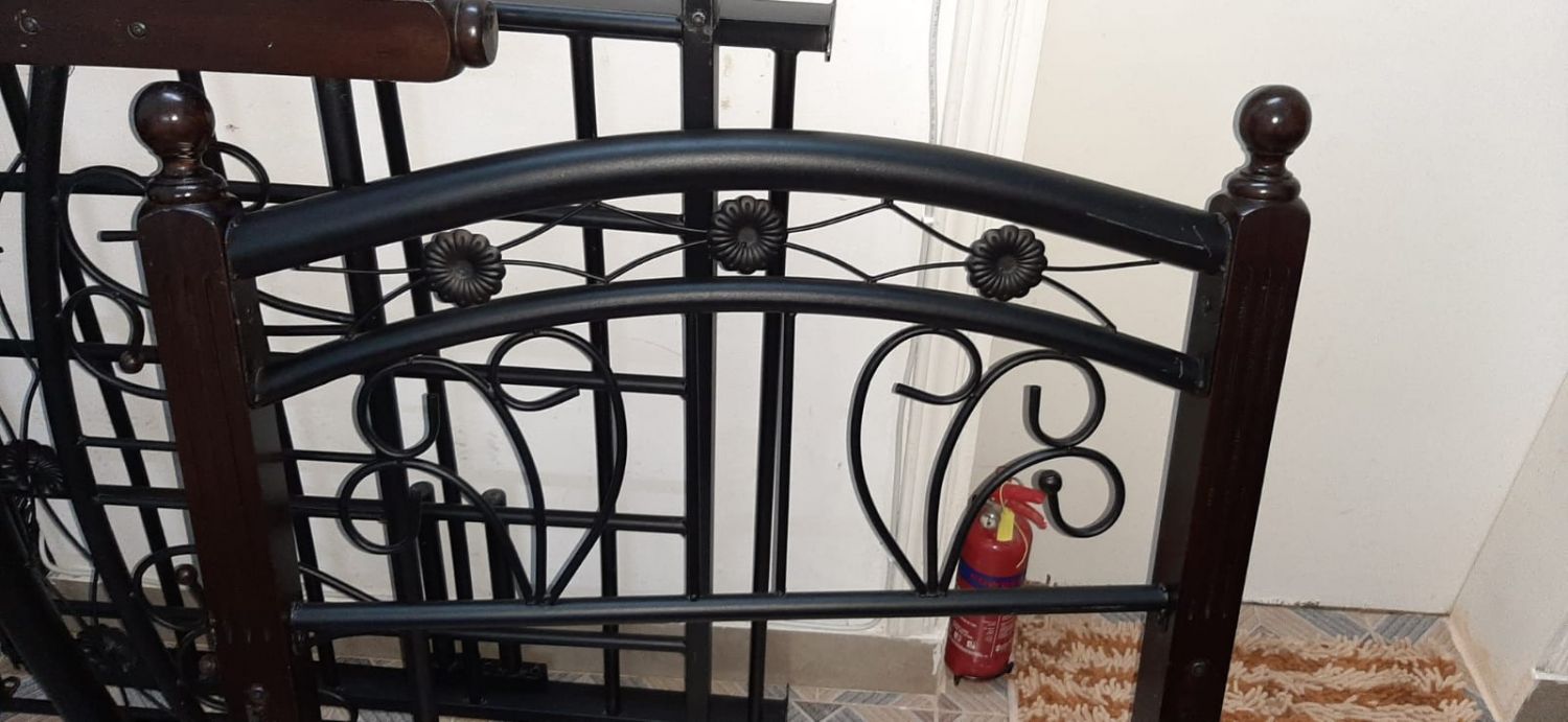 Single Cot for sales, furniture in Bahrain