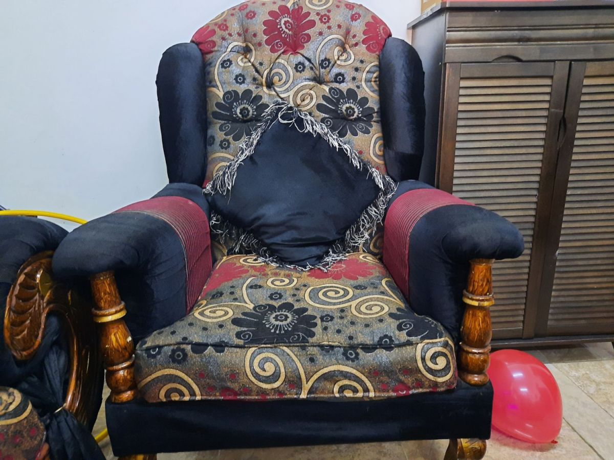 7 Seaters Sofa, furniture Doha in Qatar