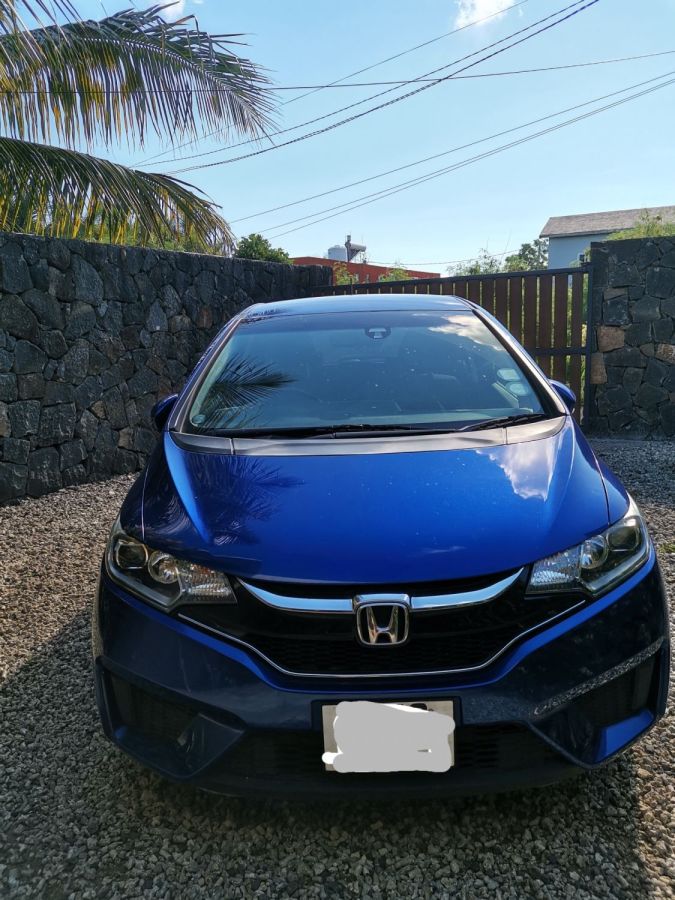 For sale Honda Fit 2017, cars for sale Grand Baie in Mauritius