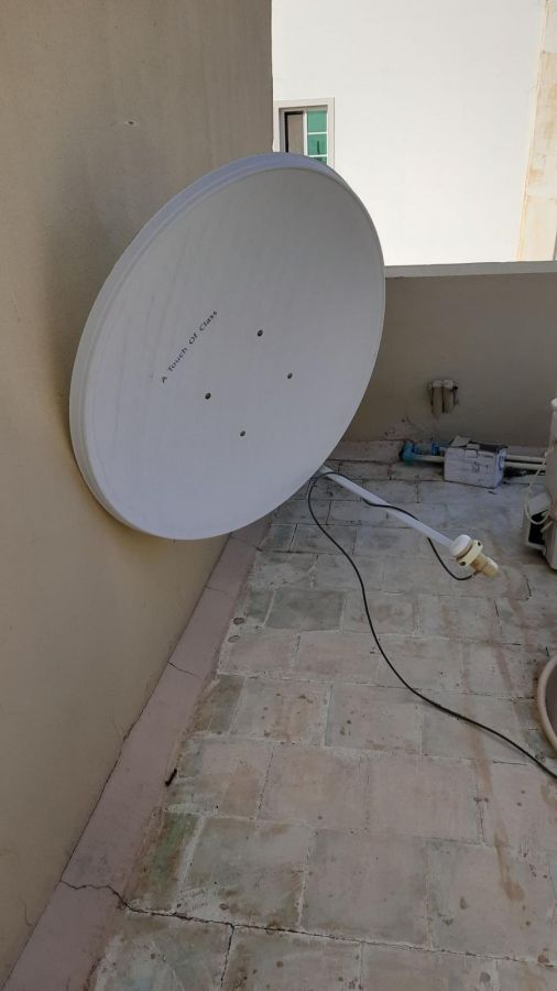 32 inch eurostar LED TV + airtel HD+ receiver and DISH, tv, hifi