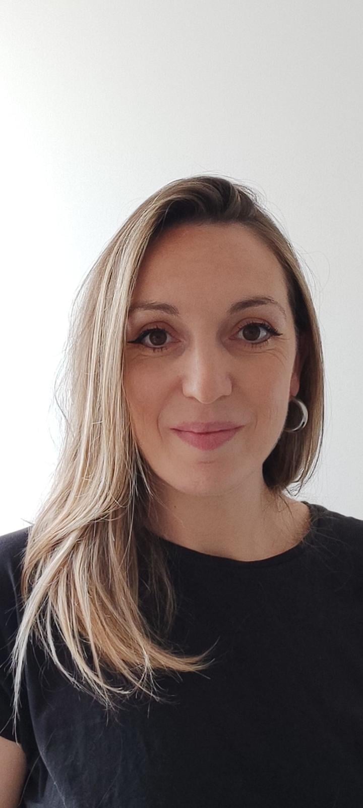 Clases de francés para niños de 6 meses a 12 años. Profesora titulada, EJE, referente, educadora Montessori. ¡Enseñanza lúdica, aprendizaje divertido!