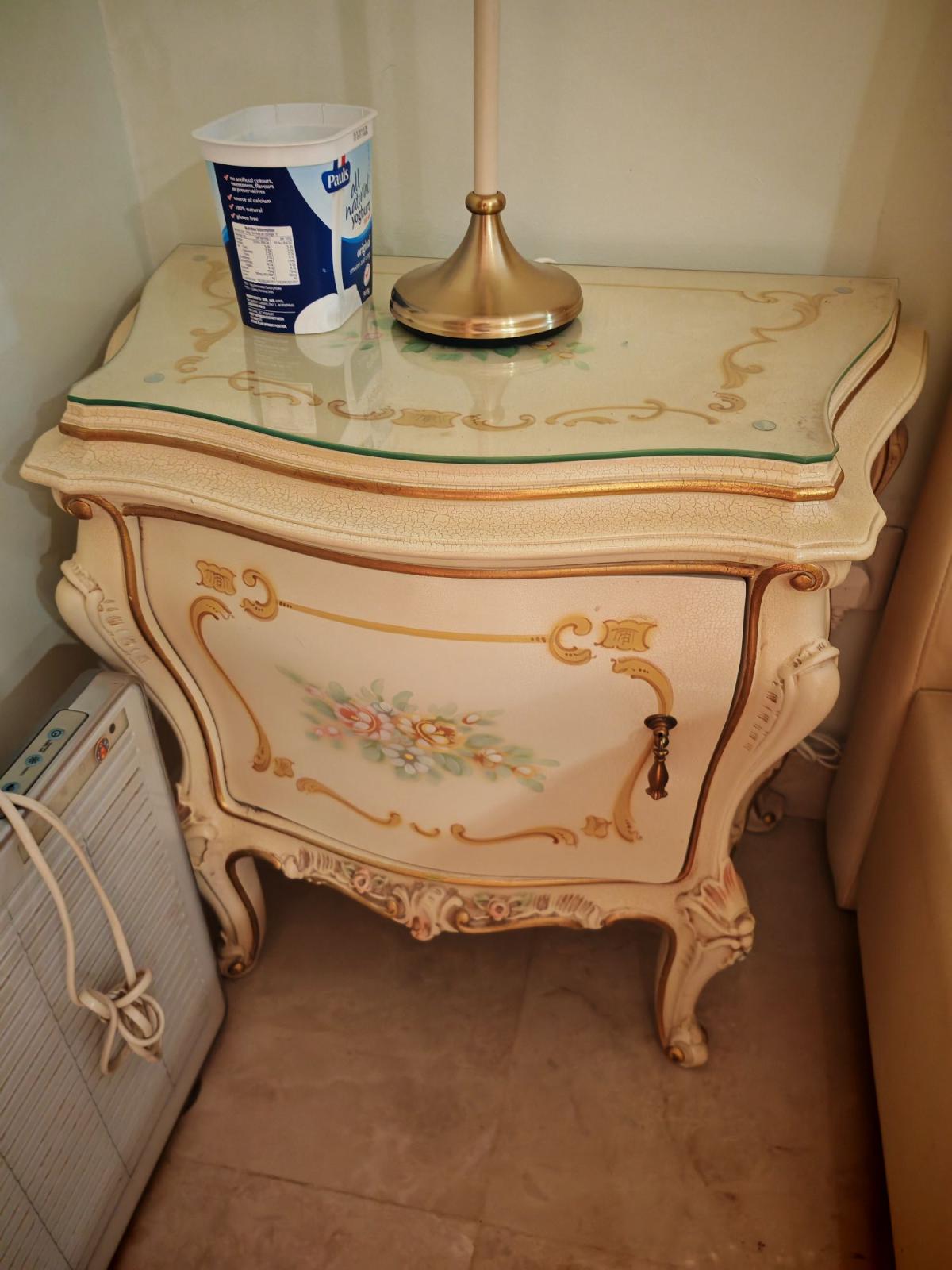 Classical Italian furniture set from Meroni. Hand painted furnitureMeroni Francesco e Figli