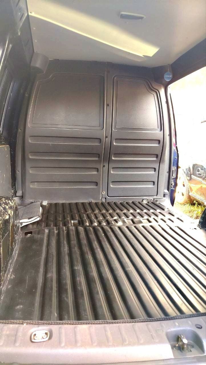 Volkswagen Caddy. 2011.