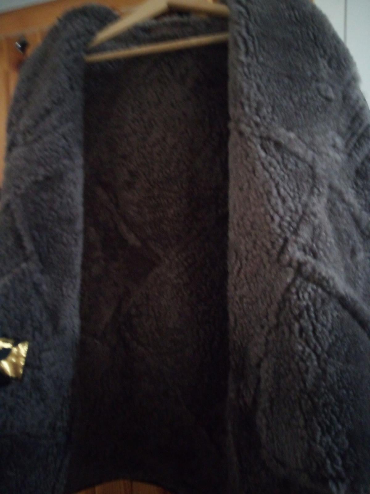 Giacca in pelle scamosciata finlandese vintage, calda e comoda, con fodera in pelliccia morbida, taglia 40