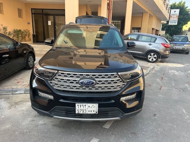 2023 Ford Explorer Limited (Agate Black Metallic)