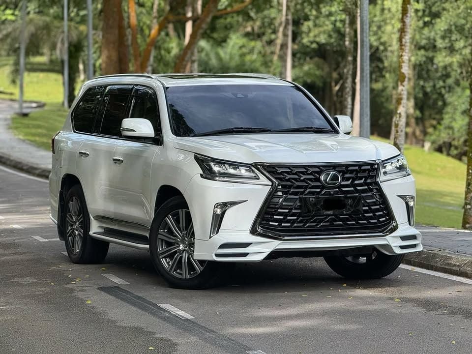 2017 / 2021 Lexus LX570 V8
