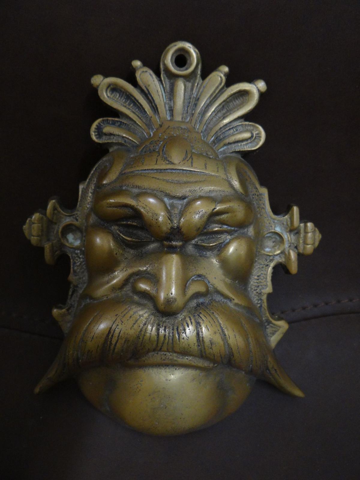 Masque Bronze Guerrier Asiatique