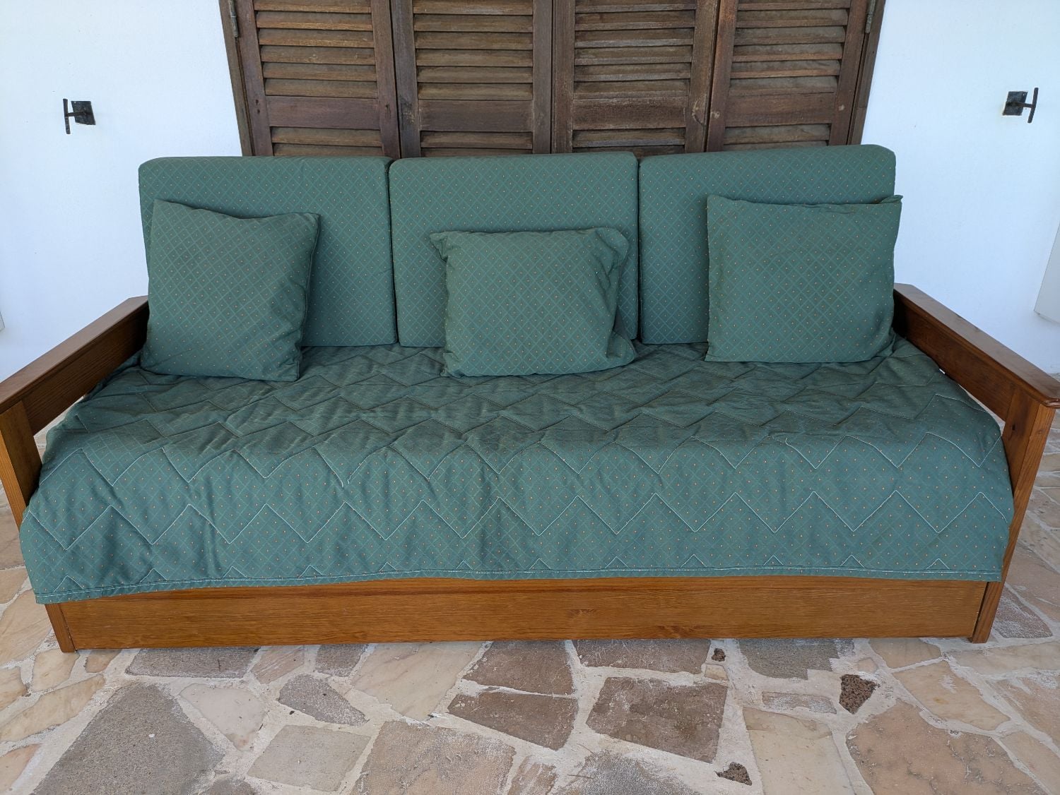 Wooden Living Room Bench - Convertible 