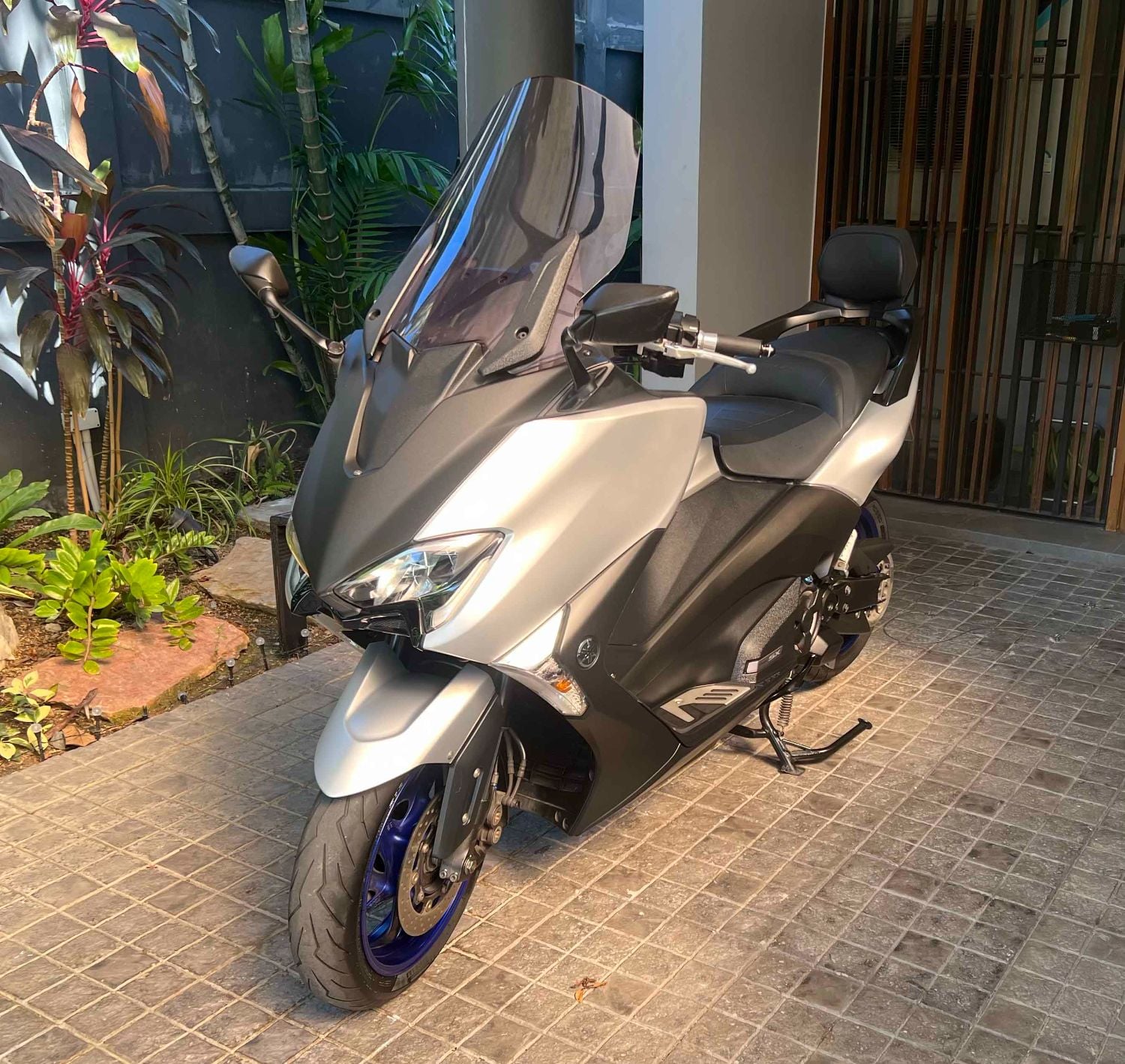 Yamaha TMAX SX 530