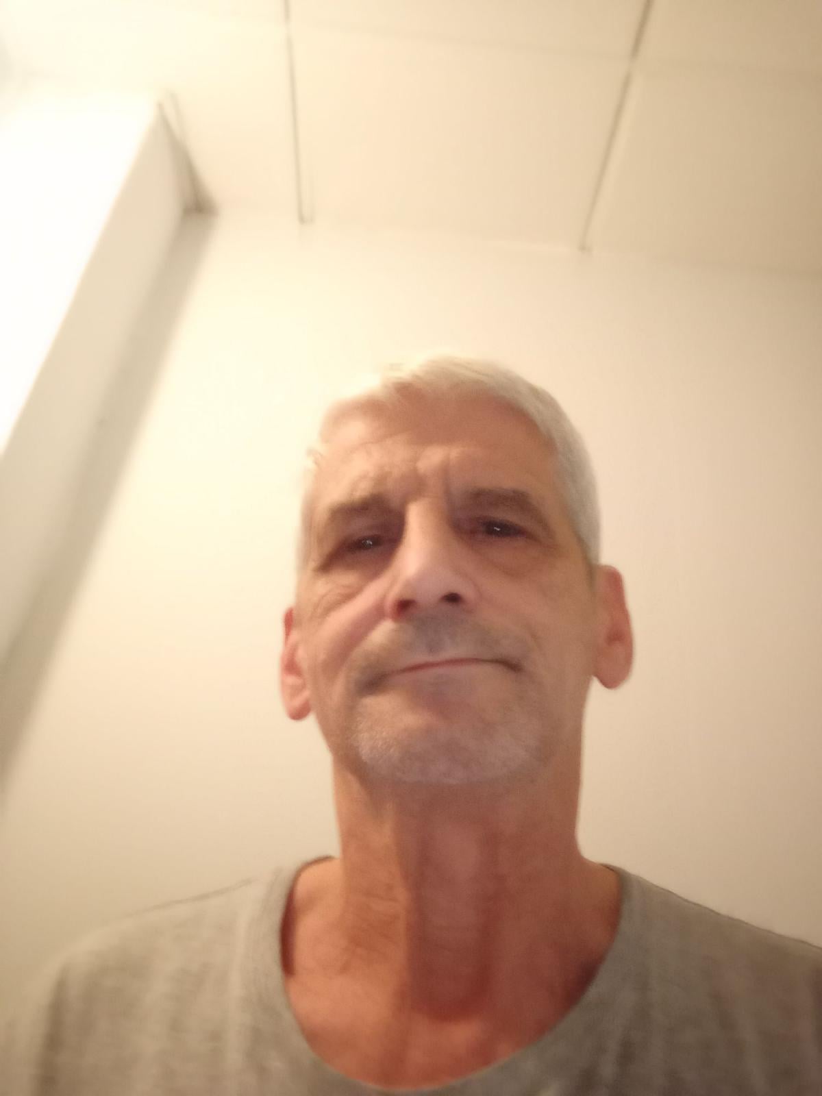 Want to meet some one