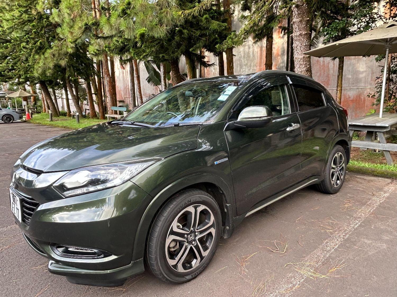 HONDA VEZEL Automatic Hybrid 2017 for sale