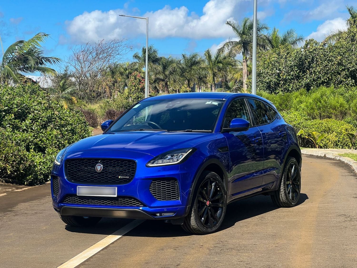 Jaguar E-Pace - 2.0 R DYNAMIC - Dec 18- 63 XXX km