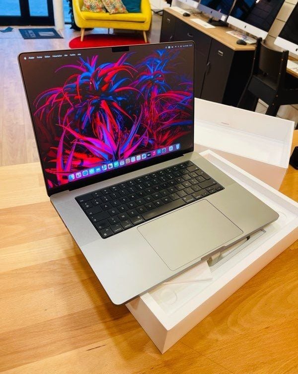 MACBOOK PRO M1 MAX/64Go/1To SSD/16P